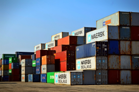 Facht - Container - Logistik - Transport - Import - Export