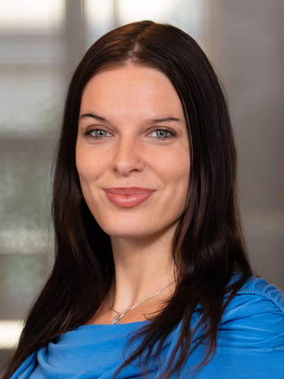 Mitarbeiterfoto - Maya Tabbert, Bitkom e.V.