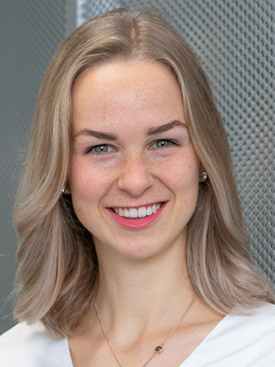 Mitarbeiterfoto von Franziska Rhein aus dem Get Started Team