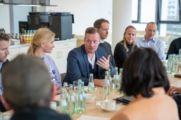 Ein Foto des Scaleup-Roundtables mit Kukies